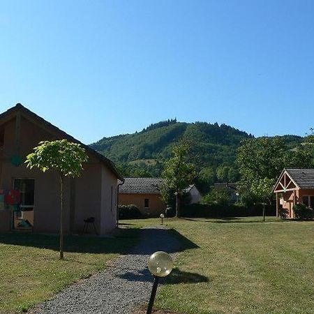 Saint-Geniez D'Olt - Residence Le Colombier Eksteriør bilde