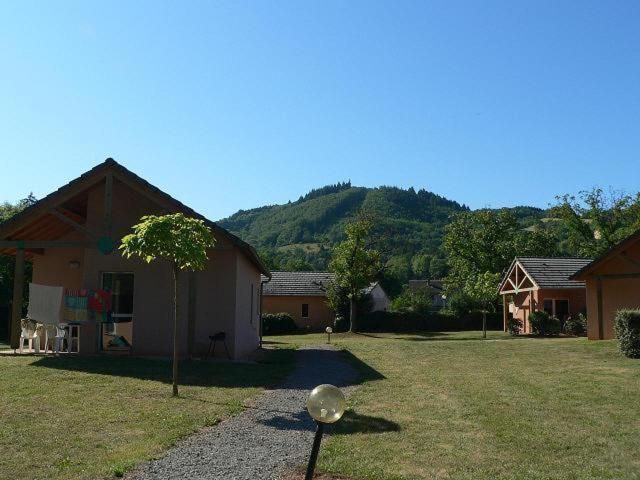 Saint-Geniez D'Olt - Residence Le Colombier Eksteriør bilde